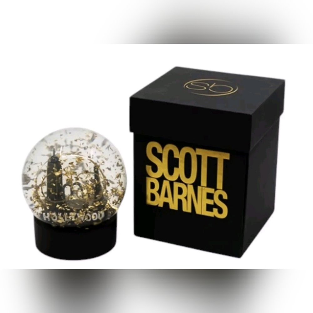 Scott Barnes Hollywood snow globe MWB